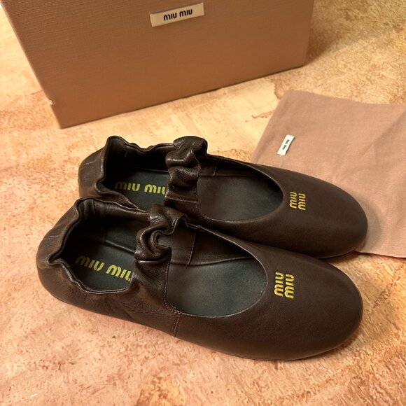 MIUMIU Nappa Mary Jane shoes π - Picture 6 of 14